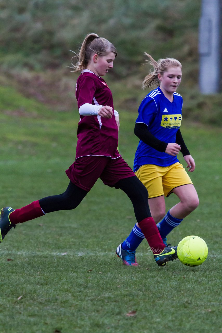 Bild 164 - B-Juniorinnen TSV Gnutz o.W. - SV Henstedt Ulzburg II : Ergebnis: ca. 5:0